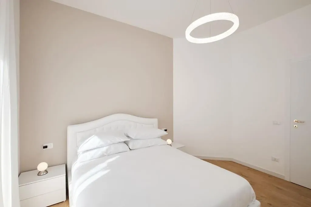 Apartment 20 Minuti Vaticano - Nido Romano Shopping Folkoristico