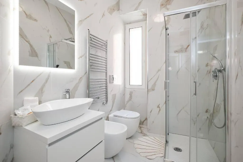 Apartment 20 Minuti Vaticano - Nido Romano Shopping Folkoristico Italy