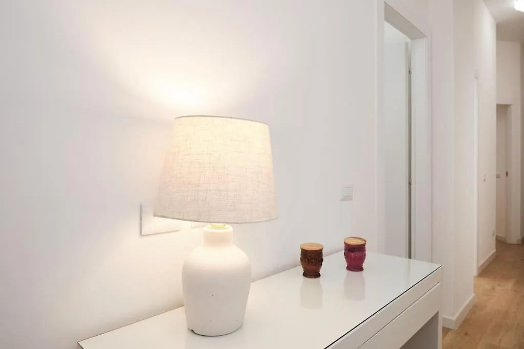 Apartment 20 Minuti Vaticano - Nido Romano Shopping Folkoristico